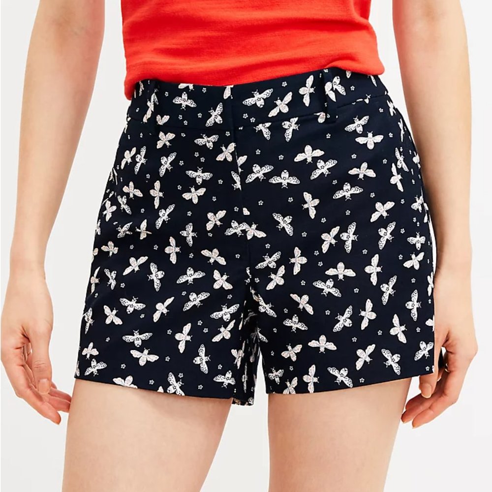 NWT - LOFT Riviera Shorts in Bee Print - Size 0
